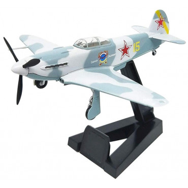 MINIATURA AVIÃO YAK-3 157 SQN (1944) 1/72 EASY MODEL 37228